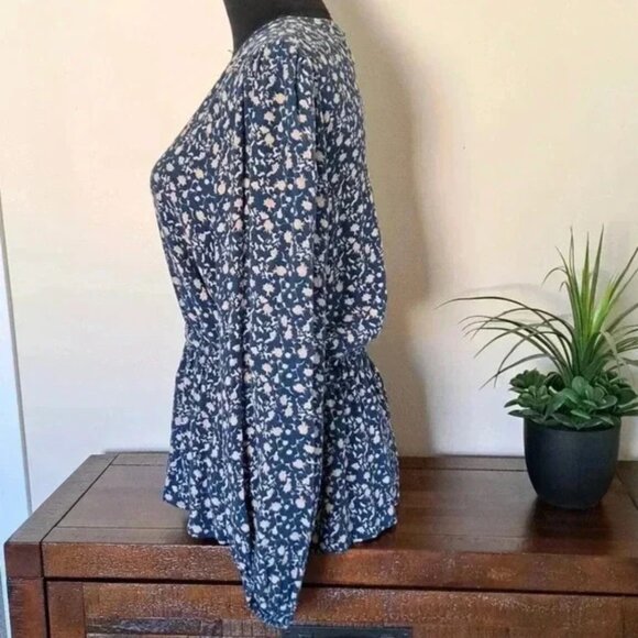 Banana Republic Floral Long Sleeve Elastic Waist Peplum Top Blue Blouse M - Picture 5 of 12